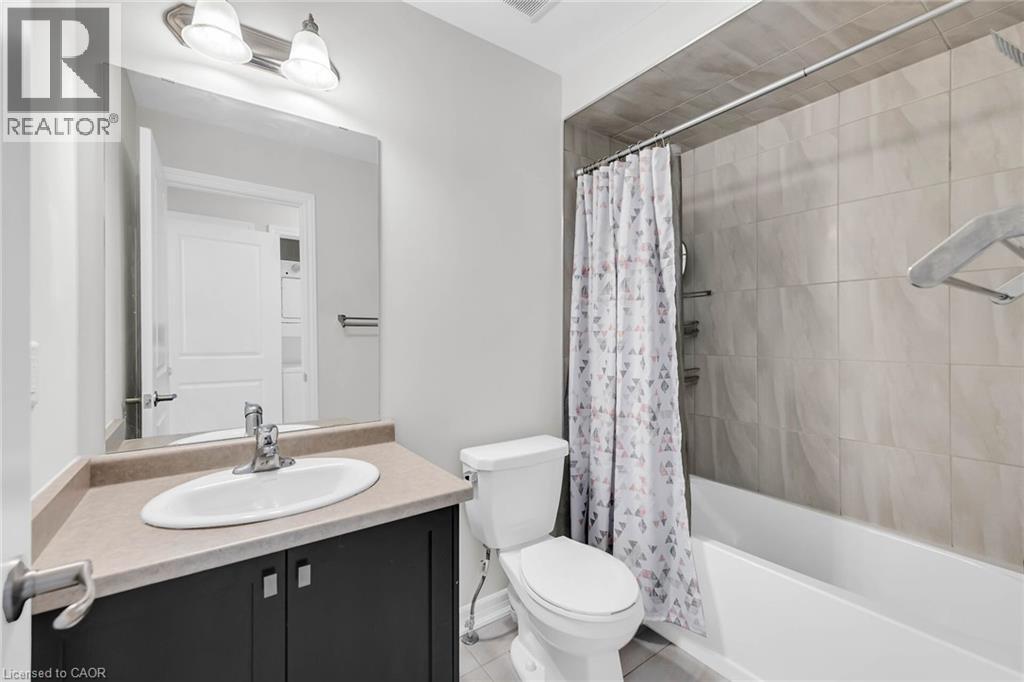 135 Borers Creek Circle, Waterdown, Ontario  L8B 1W3 - Photo 25 - 40770274