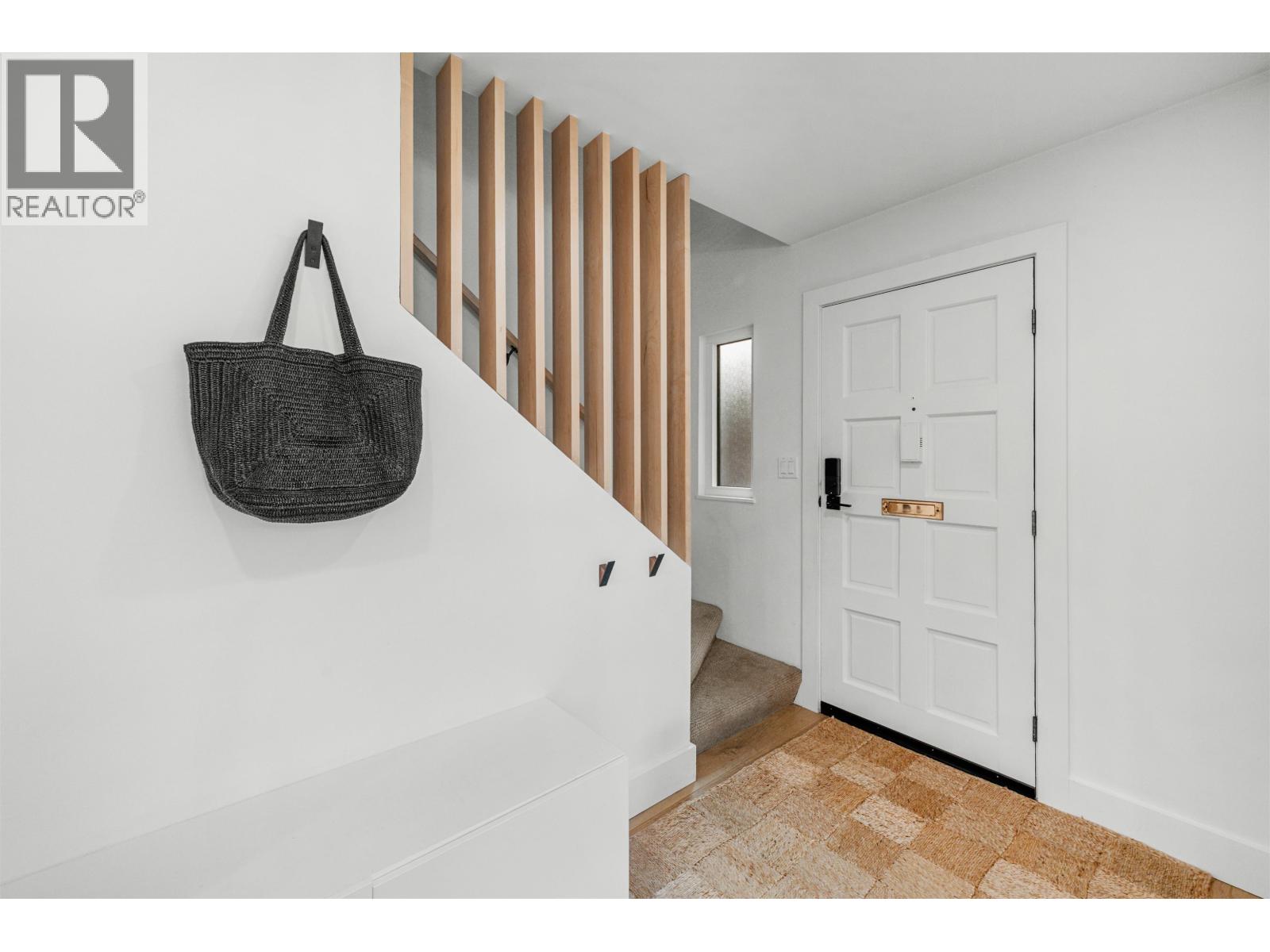 927 Old Lillooet Road, North Vancouver, British Columbia  V7J 2H7 - Photo 18 - R3048451