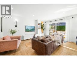 927 OLD LILLOOET ROAD