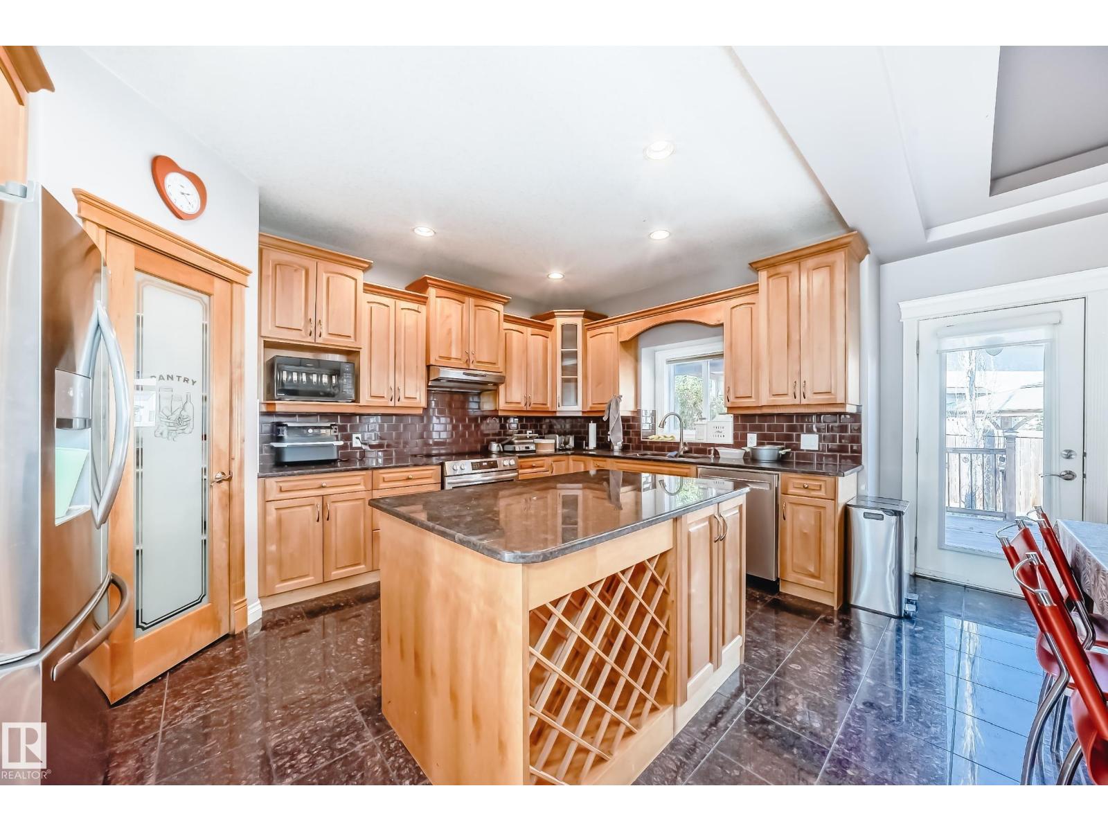 13608 160 Av Nw, Edmonton, Alberta  T6V 0B9 - Photo 11 - E4457898