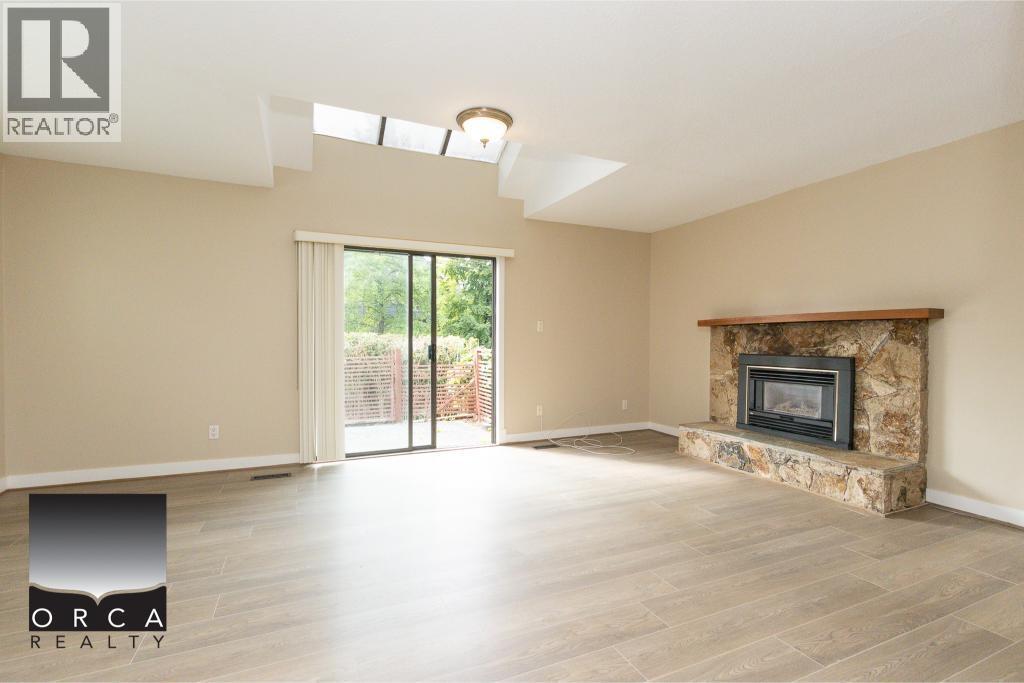 2305 Western Avenue, North Vancouver, British Columbia  V7M 2L4 - Photo 2 - R3048439