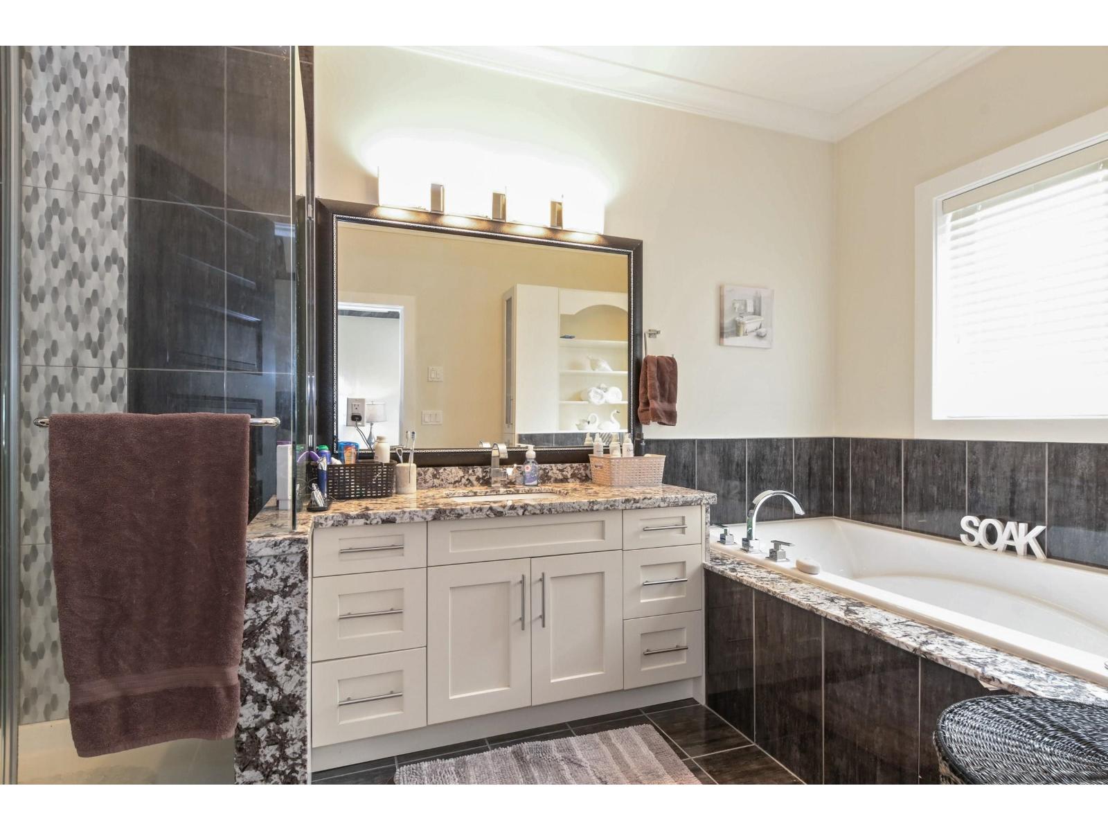 33833 Knight Avenue, Mission, British Columbia  V2V 7C7 - Photo 18 - R3047998