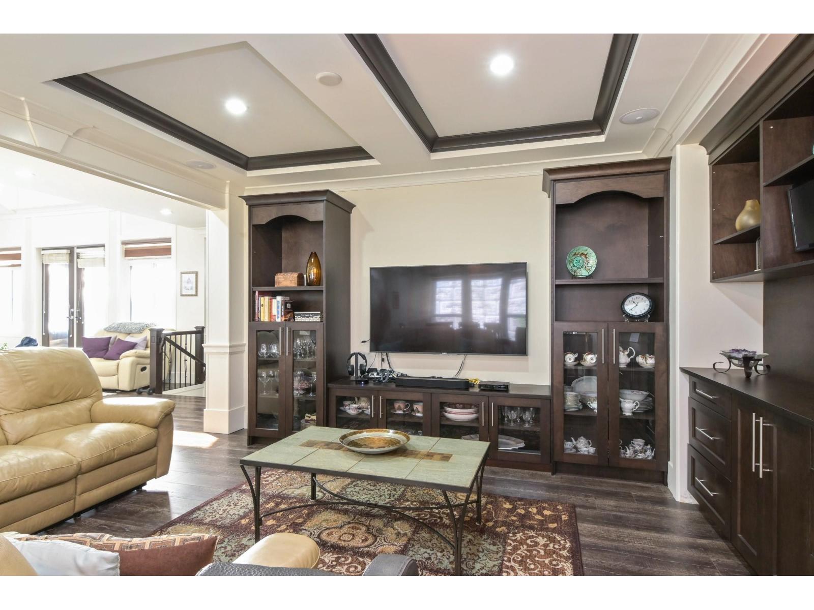 33833 Knight Avenue, Mission, British Columbia  V2V 7C7 - Photo 8 - R3047998