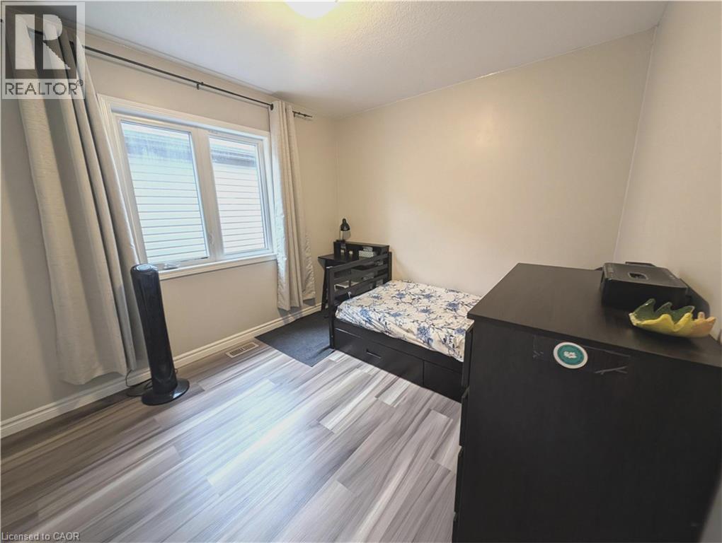 44 Postmaster Drive, Kitchener, Ontario  N2R 0J2 - Photo 13 - 40767612