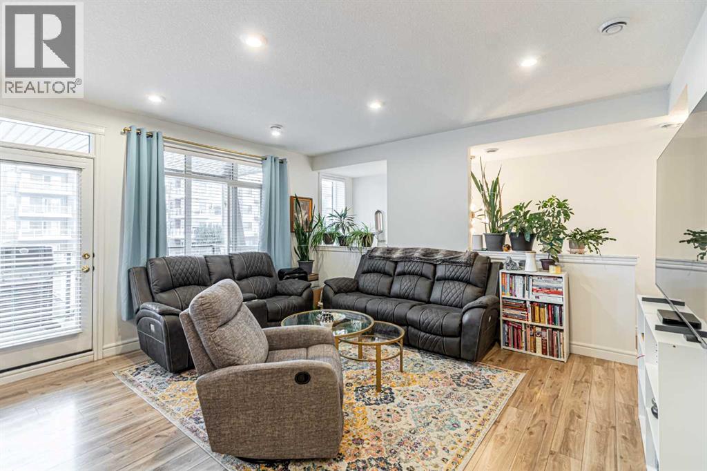 4307 Seton Drive Se, Calgary, Alberta  T3M 3A7 - Photo 15 - A2254599