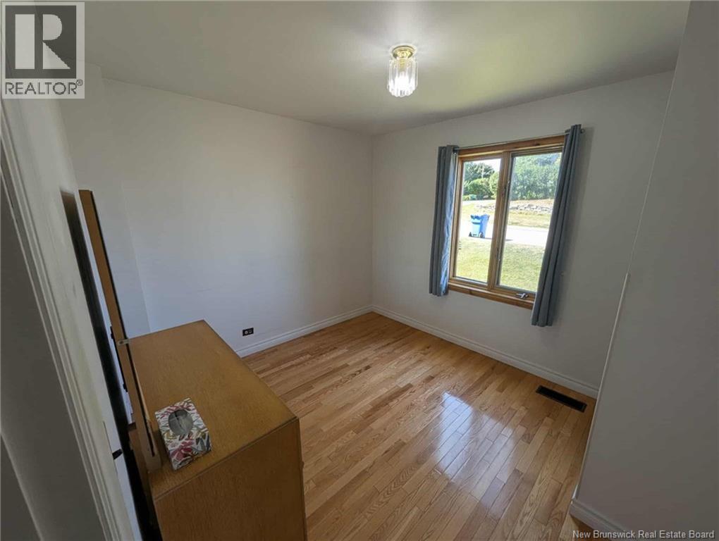 110 Melanson, Bathurst, New Brunswick  E2A 1L4 - Photo 15 - NB126844