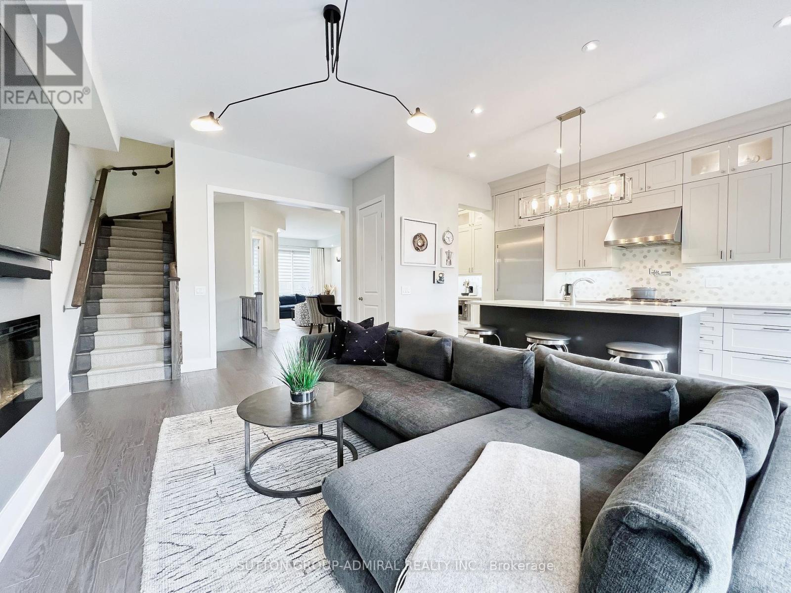 4 Sable Road, Vaughan, Ontario  L4J 0K1 - Photo 6 - N12407134