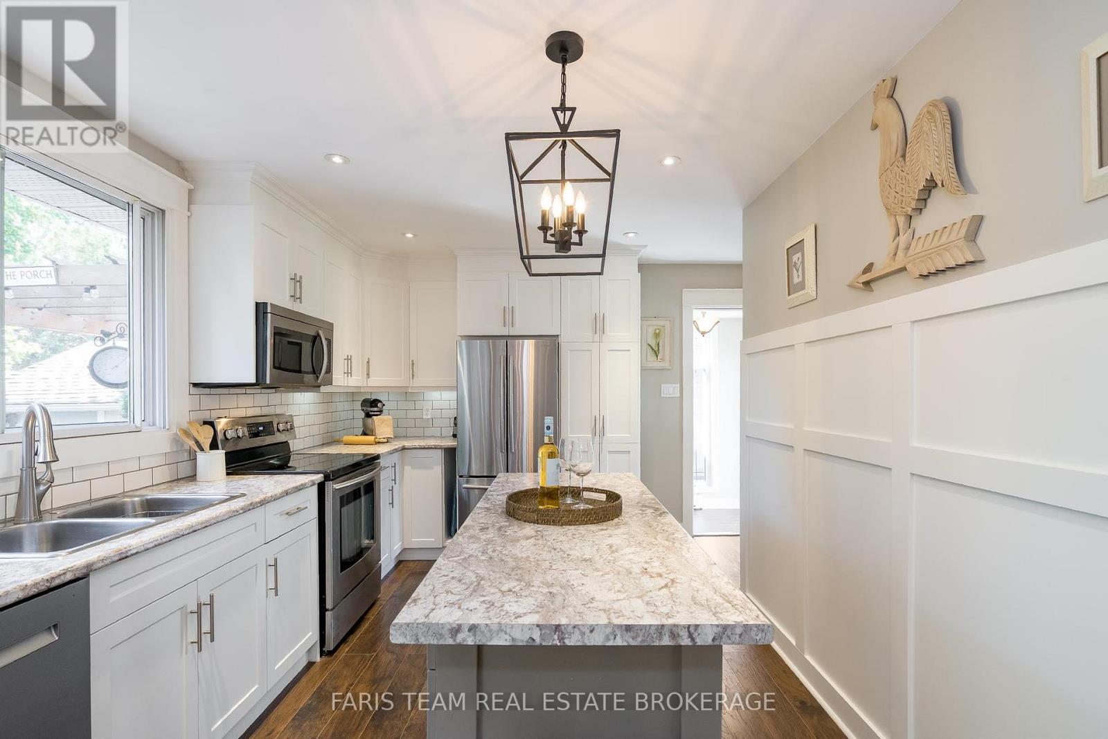 229 Cox Mill Road, Barrie (Painswick North), Ontario  L4N 4G7 - Photo 5 - S12407087