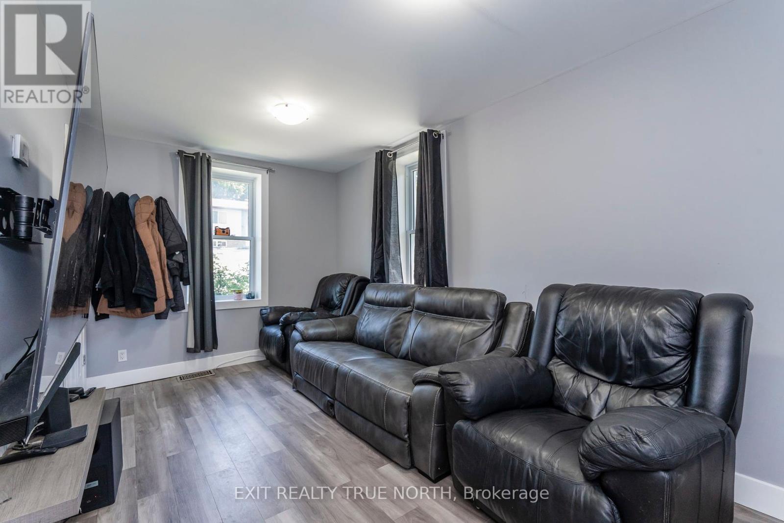 192 Manly Street, Midland, Ontario  L4R 3C2 - Photo 7 - S12407126