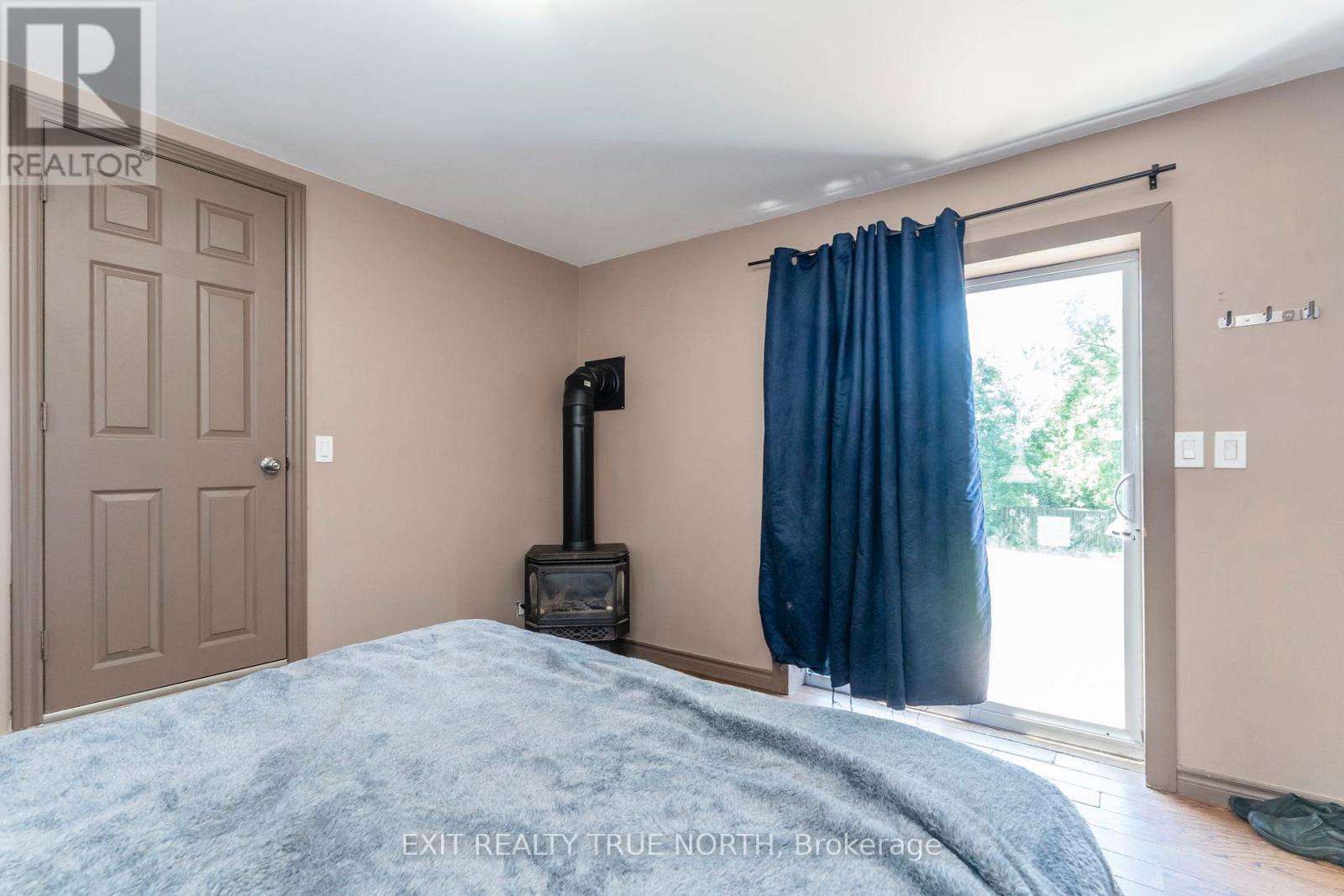 192 Manly Street, Midland, Ontario  L4R 3C2 - Photo 9 - S12407126
