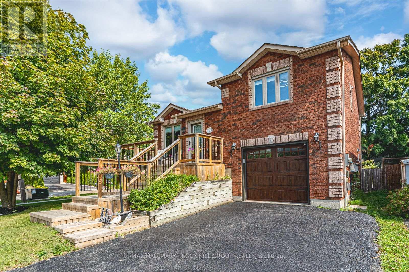 1 Wessenger Drive, Barrie, Ontario  L4N 8R8 - Photo 1 - S12407157