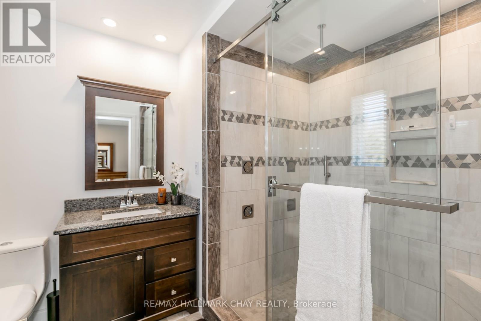 3524 Penetanguishene Road, Oro-Medonte (Craighurst), Ontario  L4M 4Y8 - Photo 18 - S12407183