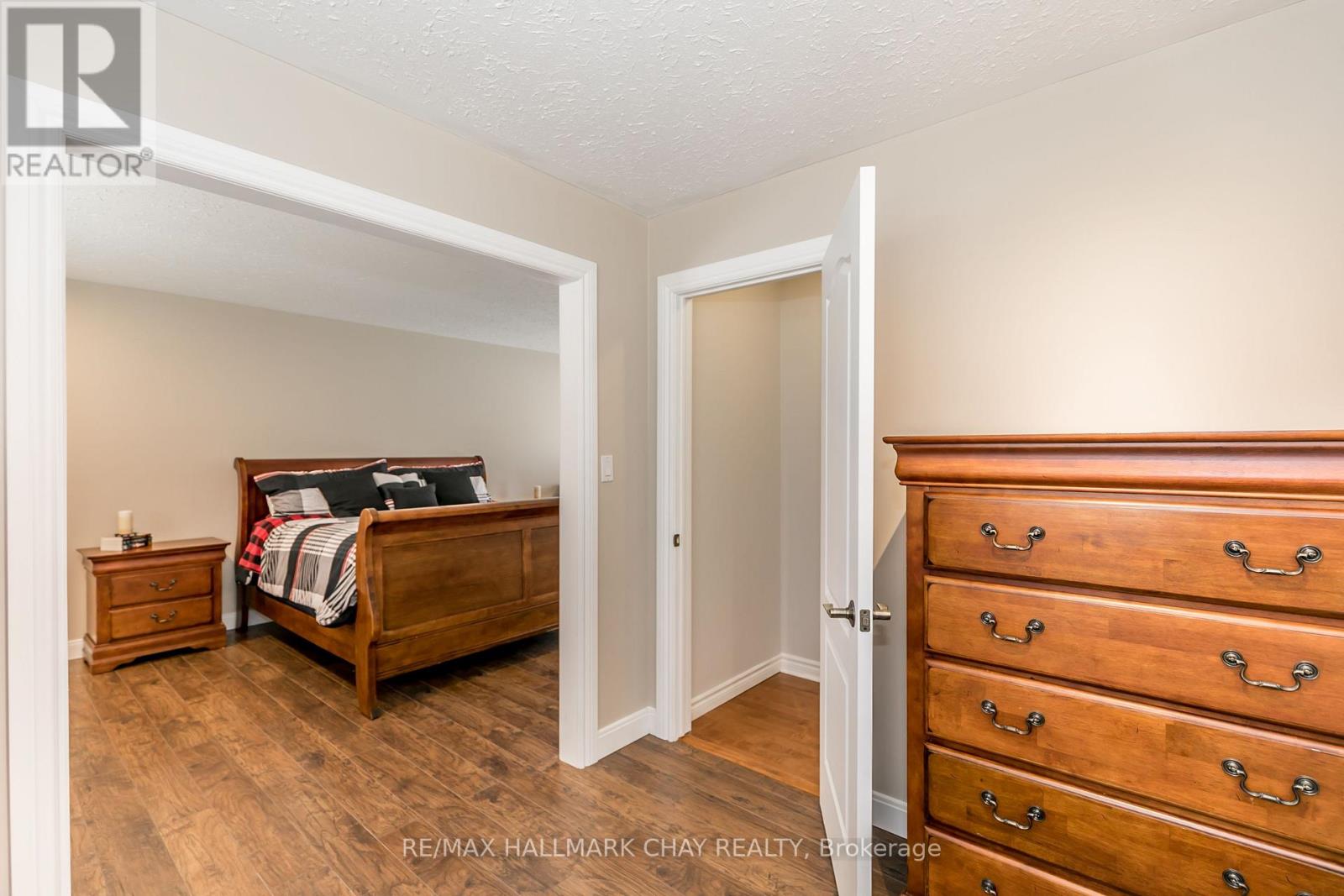3524 Penetanguishene Road, Oro-Medonte (Craighurst), Ontario  L4M 4Y8 - Photo 20 - S12407183