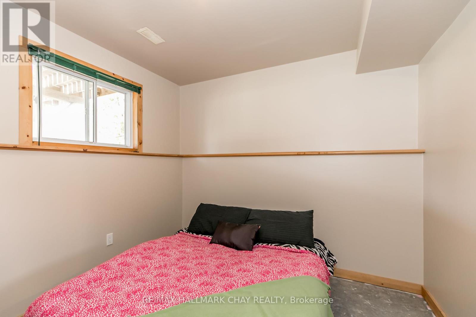 3524 Penetanguishene Road, Oro-Medonte (Craighurst), Ontario  L4M 4Y8 - Photo 25 - S12407183