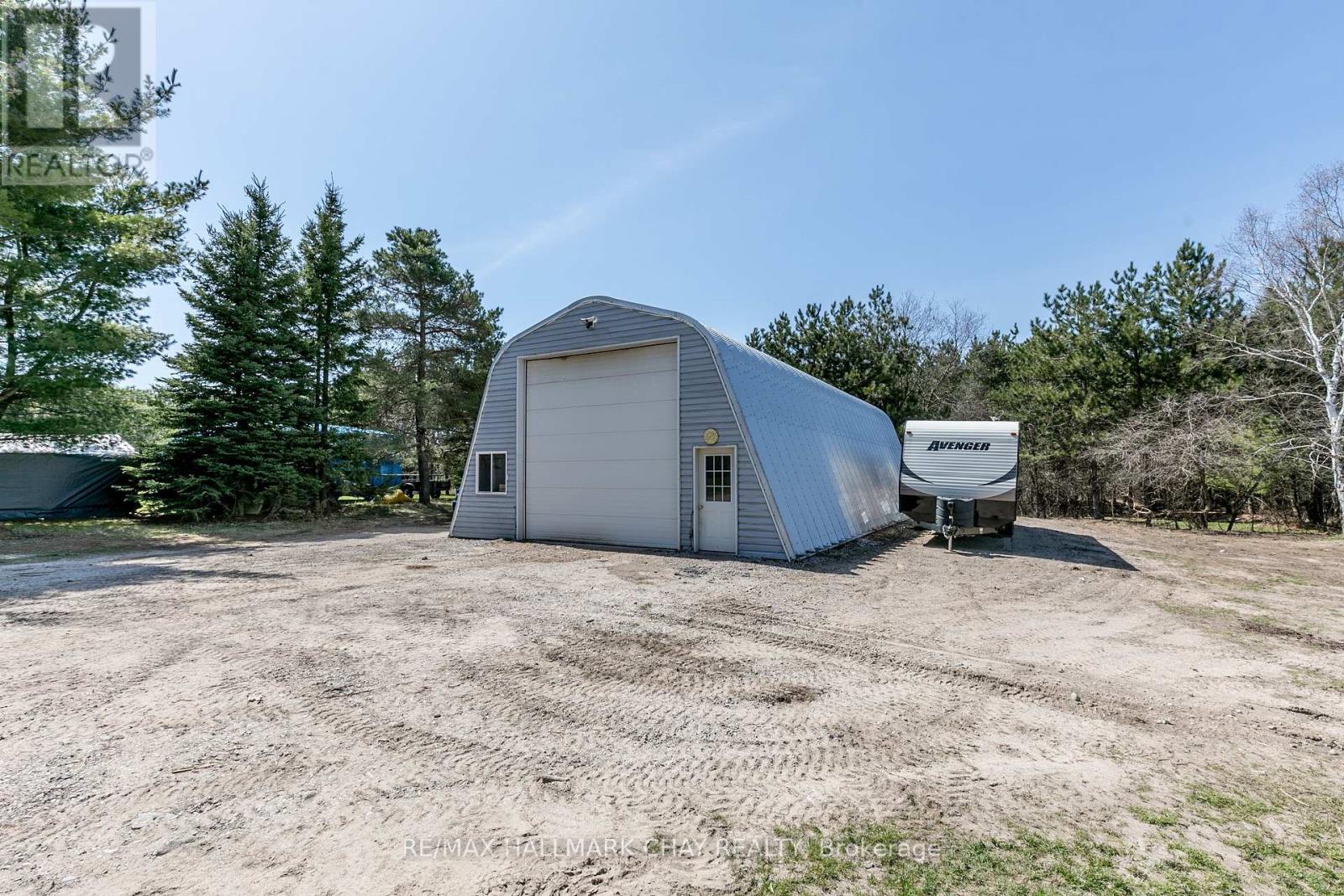 3524 Penetanguishene Road, Oro-Medonte (Craighurst), Ontario  L4M 4Y8 - Photo 3 - S12407183