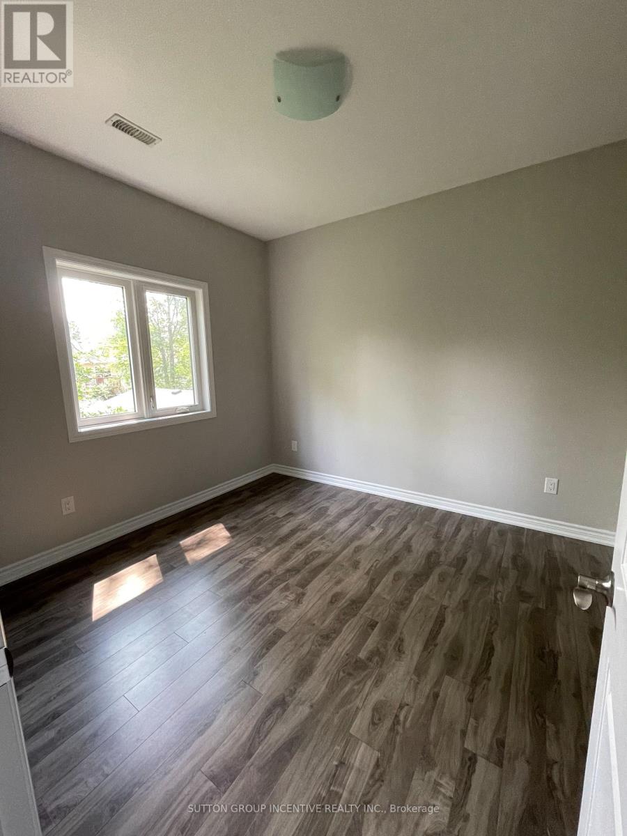 1803a River Road W, Wasaga Beach, Ontario  L9Z 2X5 - Photo 8 - S12407221