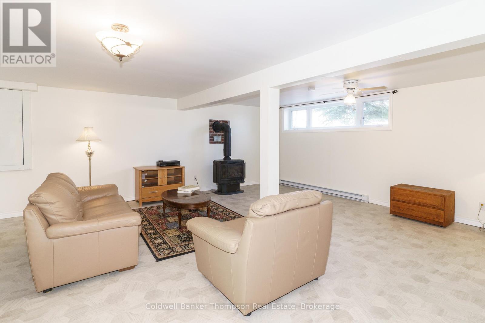 234 Yonge Street, Burk's Falls, Ontario  P0A 1C0 - Photo 30 - X12078423
