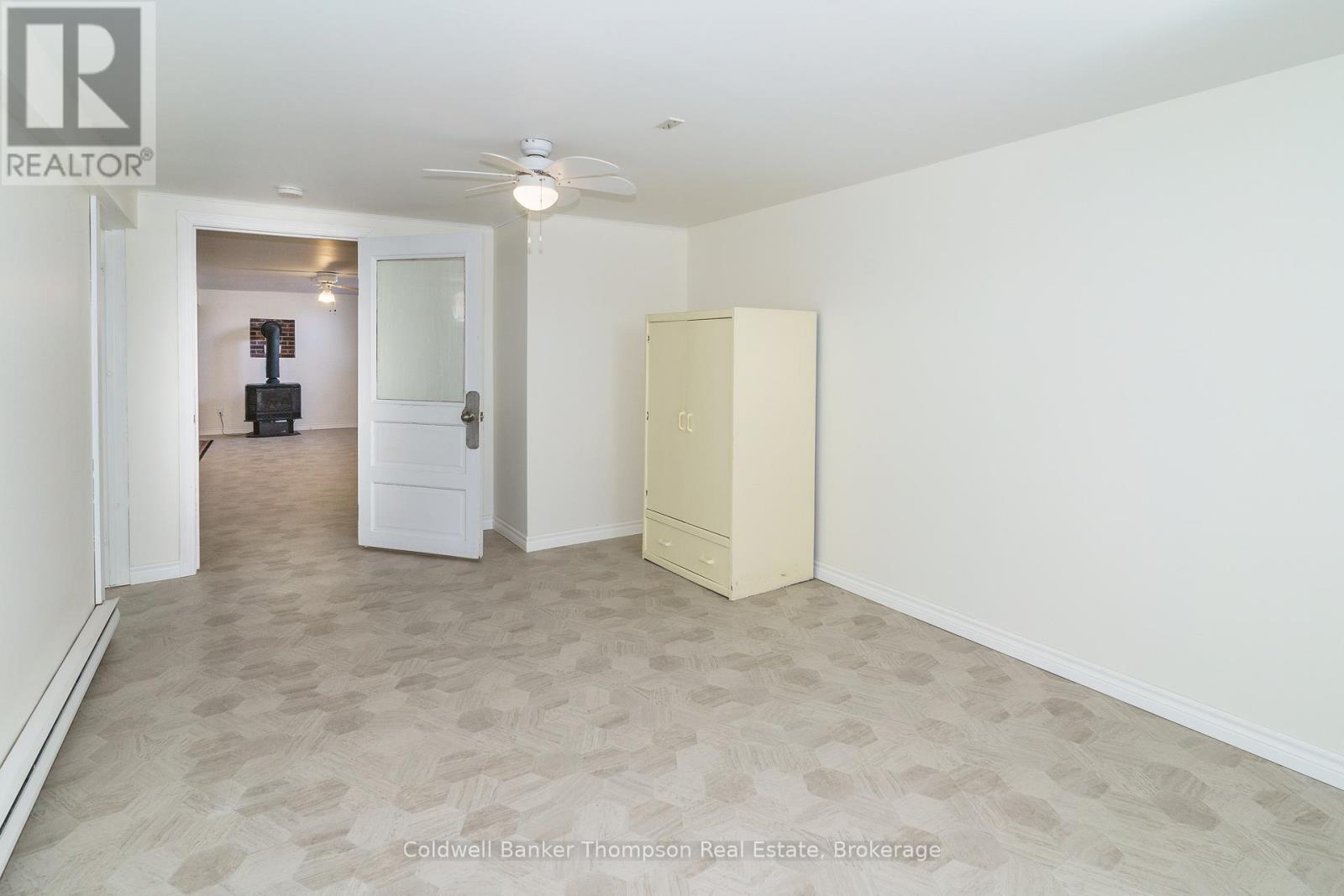 234 Yonge Street, Burk's Falls, Ontario  P0A 1C0 - Photo 33 - X12078423