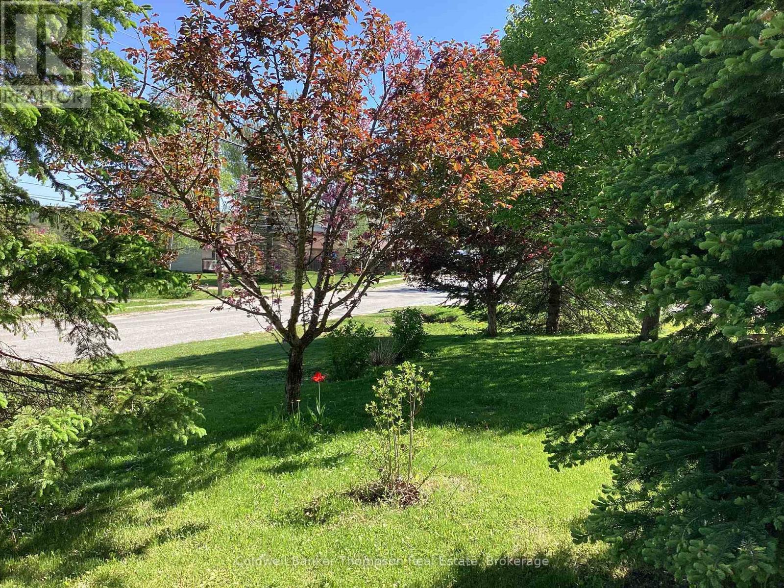 234 Yonge Street, Burk's Falls, Ontario  P0A 1C0 - Photo 42 - X12078423