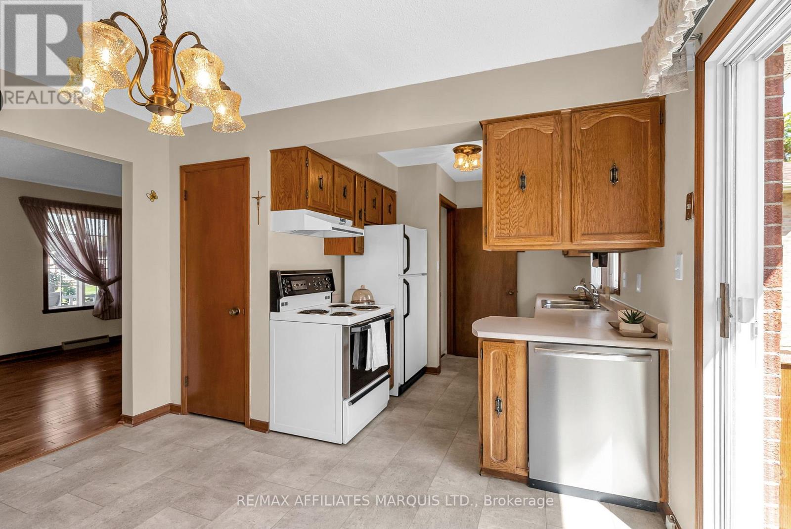 1908 Concorde Avenue, Cornwall, Ontario  K6H 6M7 - Photo 11 - X12407302