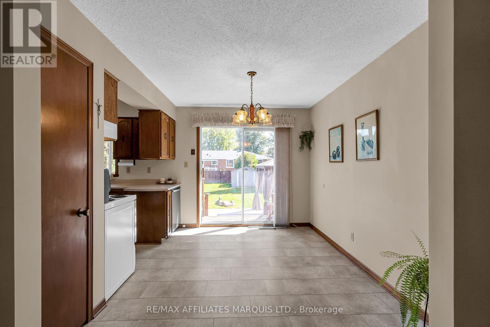 1908 Concorde Avenue, Cornwall, Ontario  K6H 6M7 - Photo 9 - X12407302