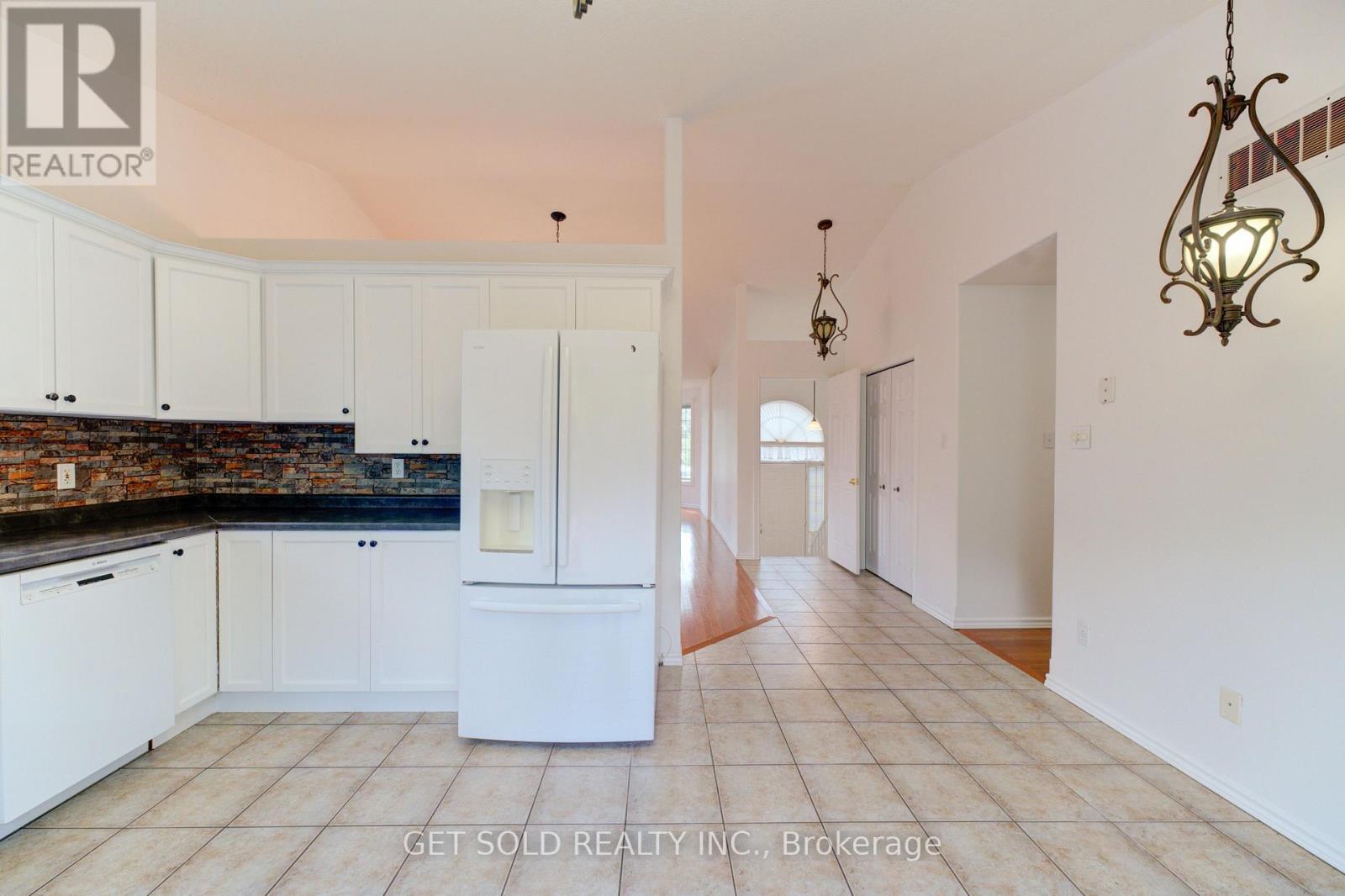 40 Jo Whitney Court, Brantford, Ontario  N3T 6N9 - Photo 14 - X12392121