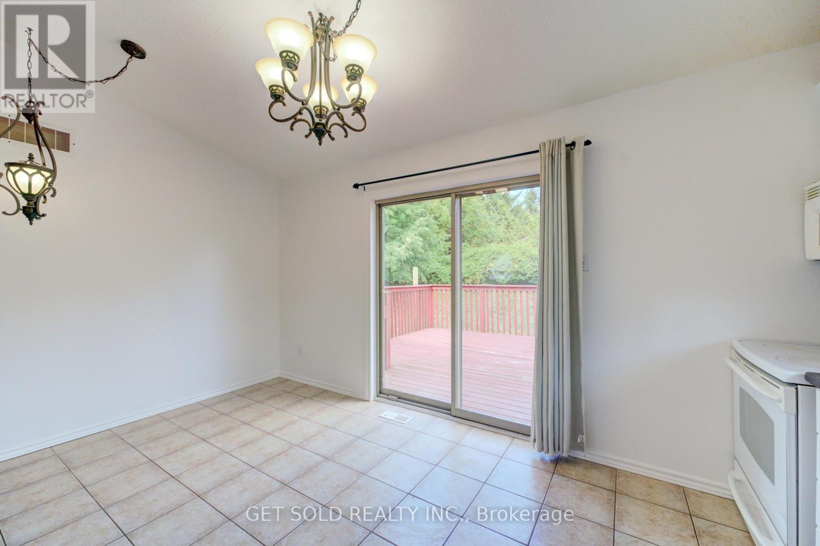 40 Jo Whitney Court, Brantford, Ontario  N3T 6N9 - Photo 16 - X12392121