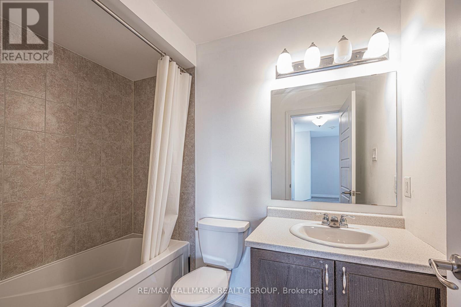 2307 Watercolours Way, Ottawa, Ontario  K2J 5P5 - Photo 26 - X12360119