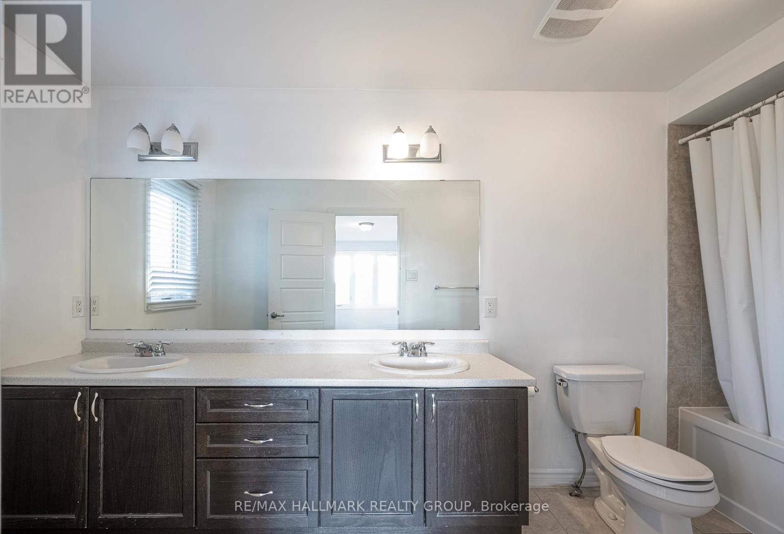 2307 Watercolours Way, Ottawa, Ontario  K2J 5P5 - Photo 32 - X12360119