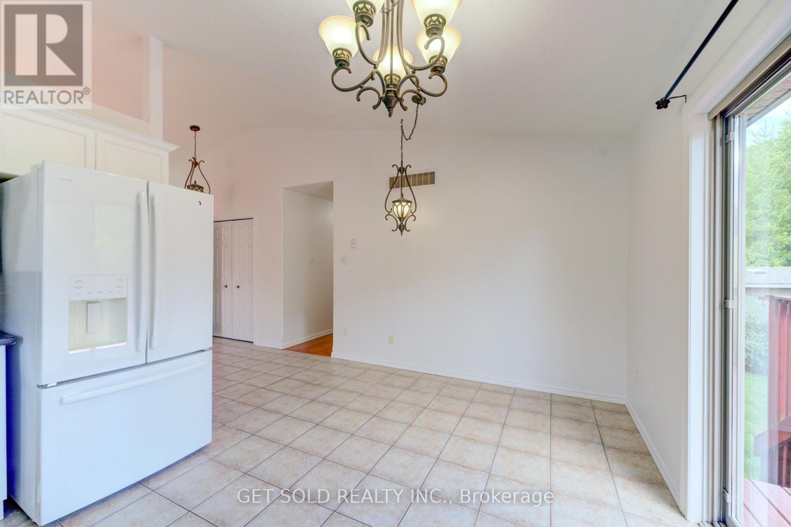 40 Jo Whitney Court, Brantford, Ontario  N3T 6N9 - Photo 15 - X12392121