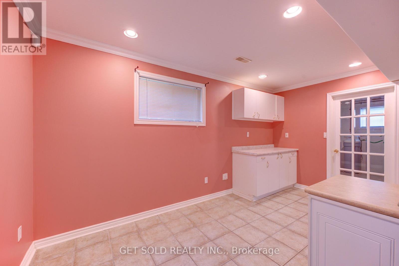 40 Jo Whitney Court, Brantford, Ontario  N3T 6N9 - Photo 36 - X12392121