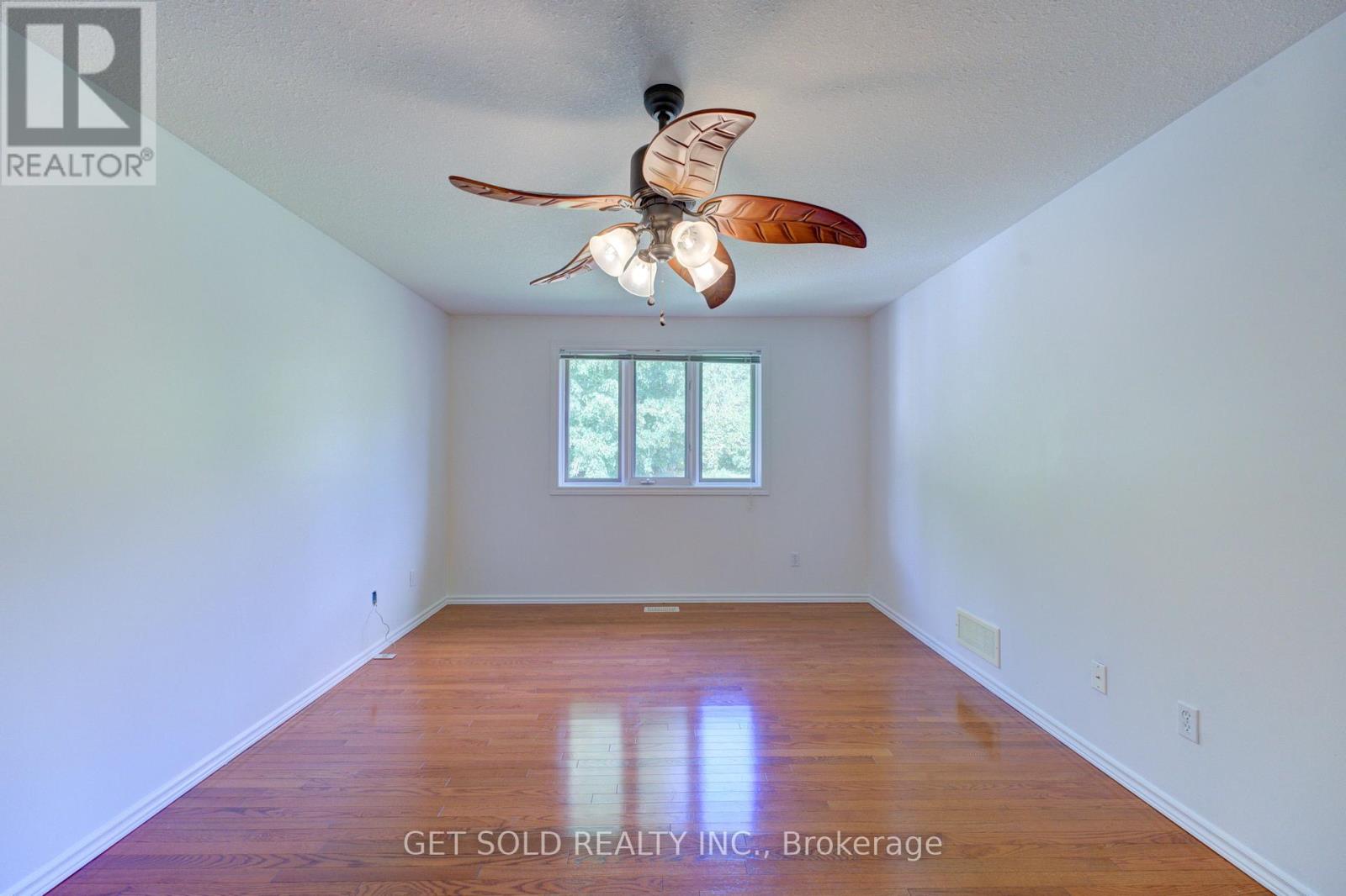 40 Jo Whitney Court, Brantford, Ontario  N3T 6N9 - Photo 18 - X12392121