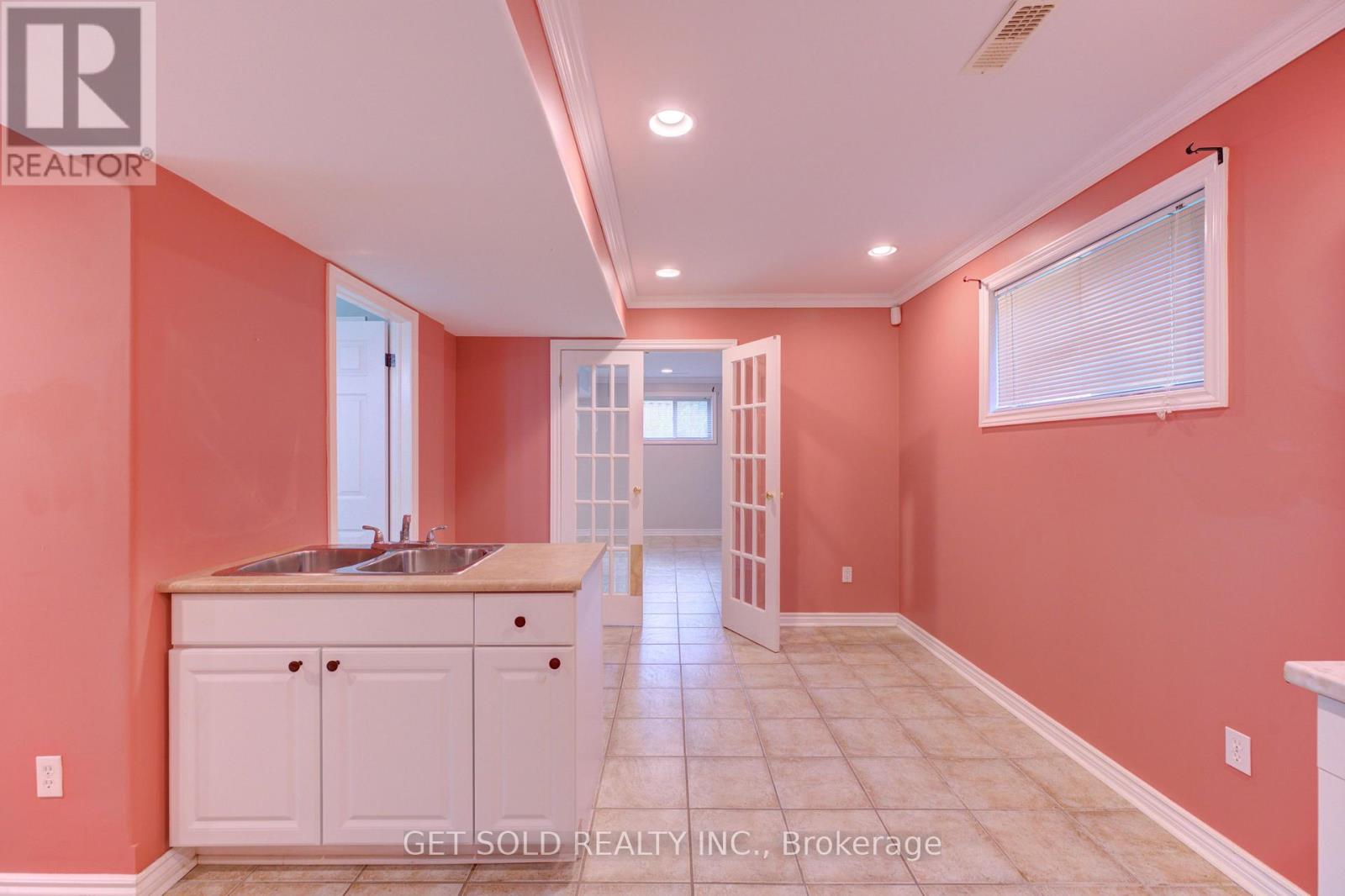 40 Jo Whitney Court, Brantford, Ontario  N3T 6N9 - Photo 33 - X12392121