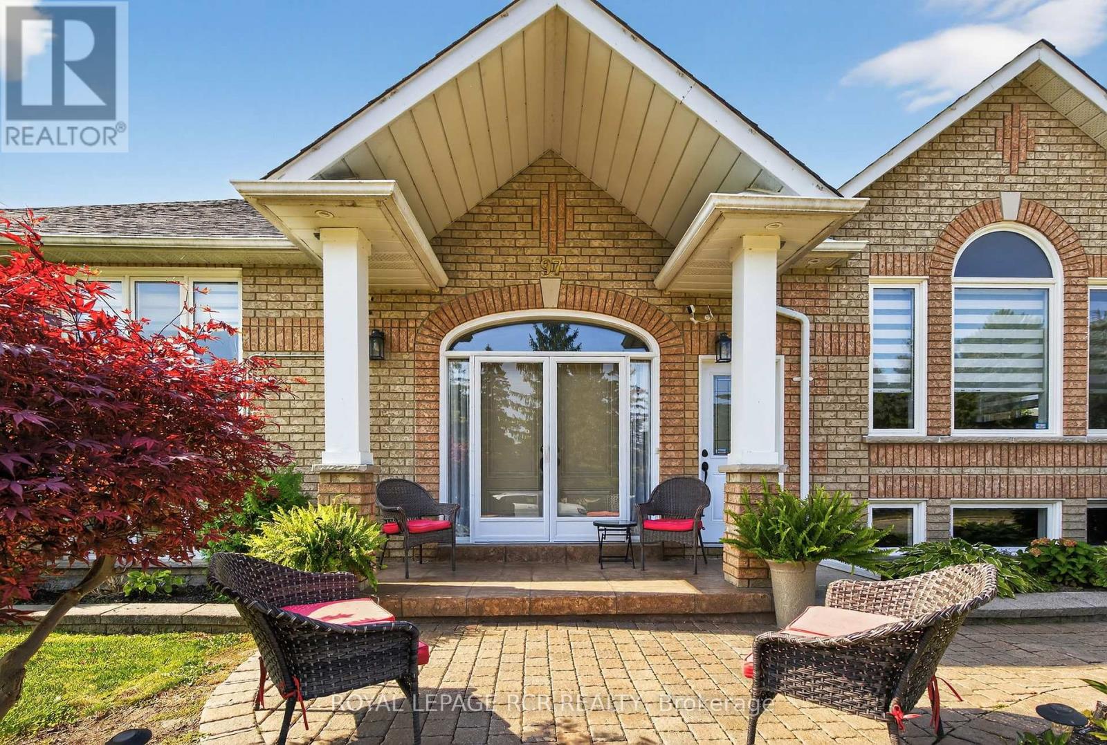 97 Riverwood Terrace, Caledon, Ontario  L7E 1S6 - Photo 6 - W12407147