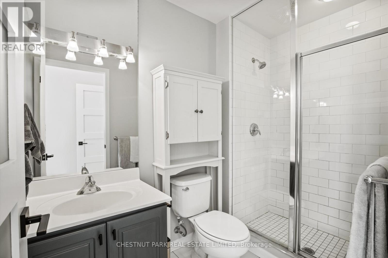 2216 - 185 Legion Road, Toronto (Mimico), Ontario  M8Y 0A1 - Photo 16 - W12407194