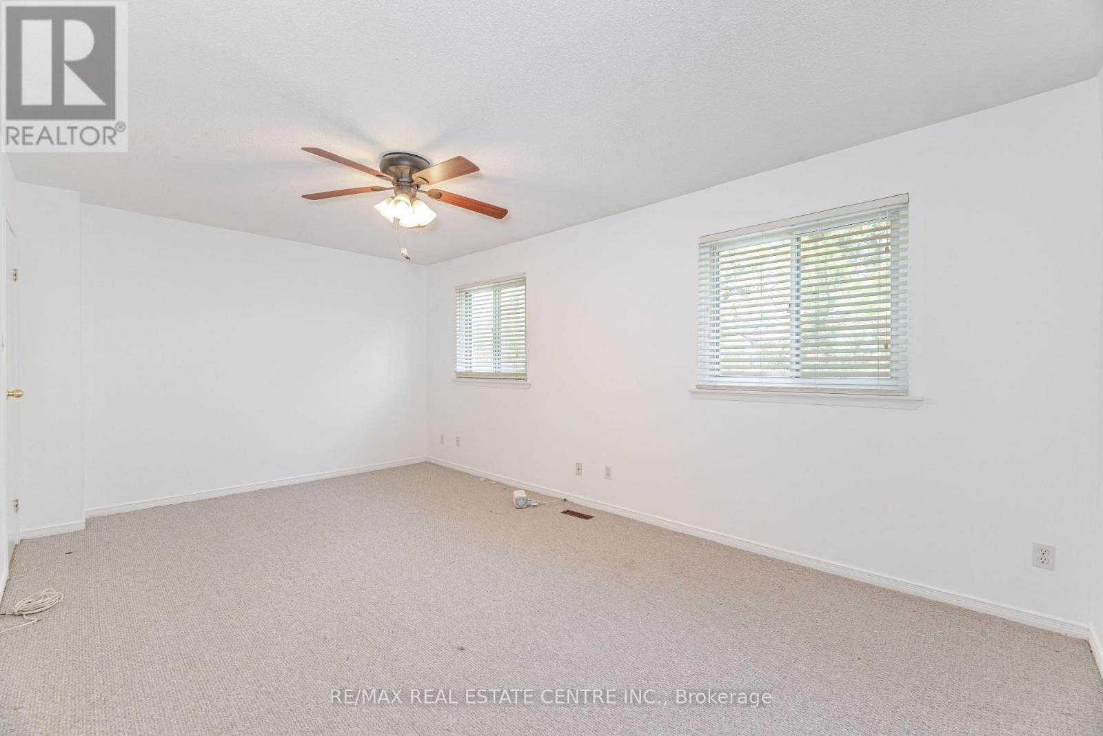 122 Moregate Crescent, Brampton, Ontario  L6S 3K9 - Photo 21 - W12407201