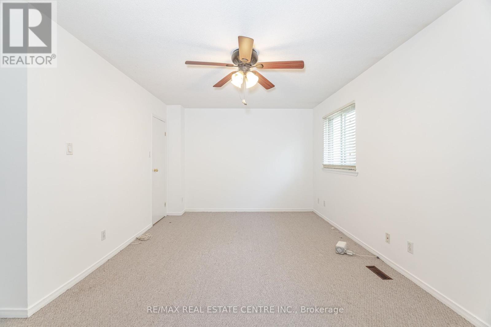 122 Moregate Crescent, Brampton, Ontario  L6S 3K9 - Photo 22 - W12407201
