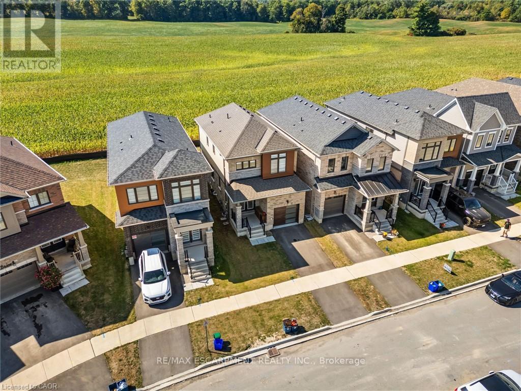 15 Monteith Drive, Brant, Ontario  N3T 0W6 - Photo 5 - X12407166