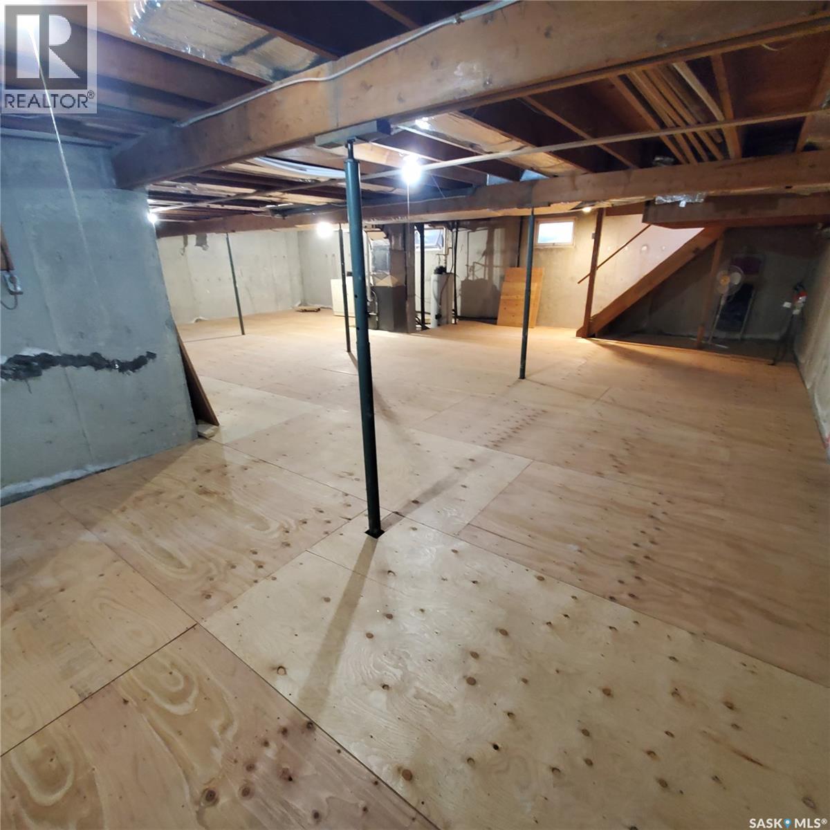 217 10th Avenue W, Kindersley, Saskatchewan  S0L 1S0 - Photo 21 - SK018518