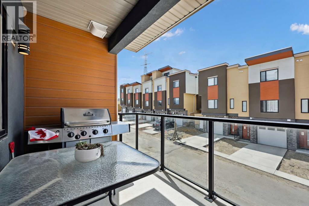 333 Sage Hill Circle Nw, Calgary, Alberta  T3J 1J1 - Photo 9 - A2257573