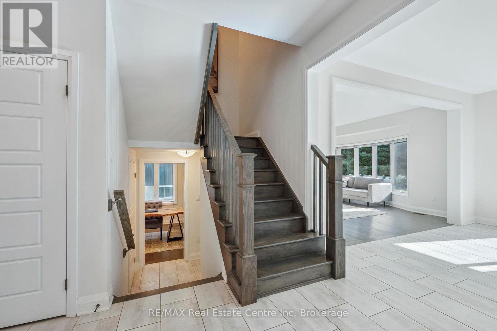 31 Emeny Lane, Guelph (Kortright East), Ontario  N1L 0H3 - Photo 15 - X12407345