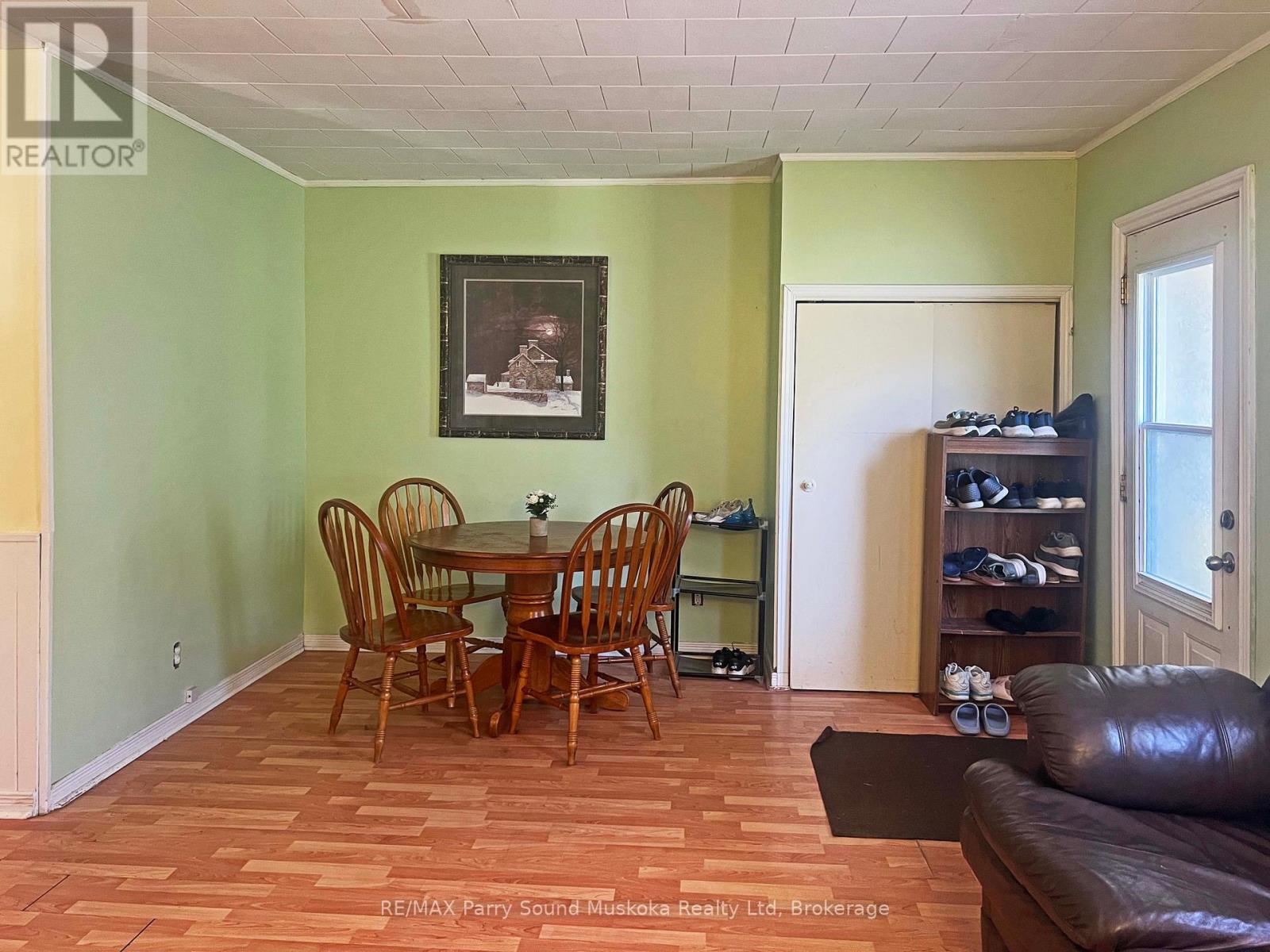 46 Waubeek Street, Parry Sound, Ontario  P2A 1C2 - Photo 23 - X12407401