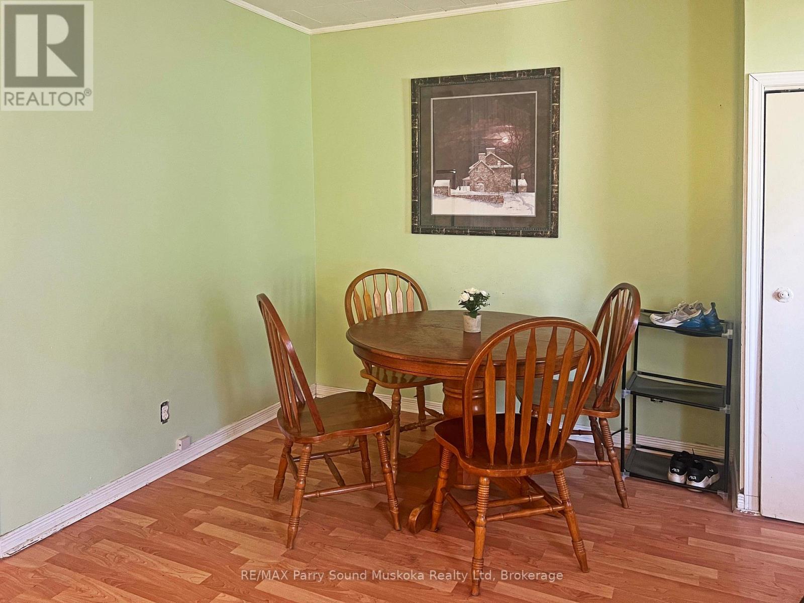 46 Waubeek Street, Parry Sound, Ontario  P2A 1C2 - Photo 24 - X12407401