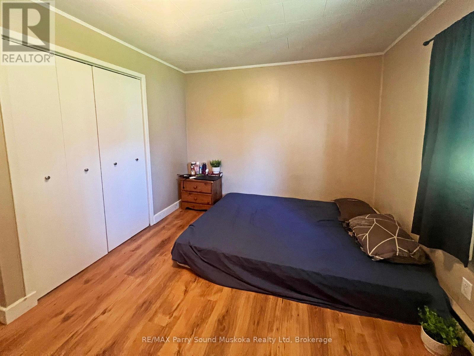 46 Waubeek Street, Parry Sound, Ontario  P2A 1C2 - Photo 40 - X12407401