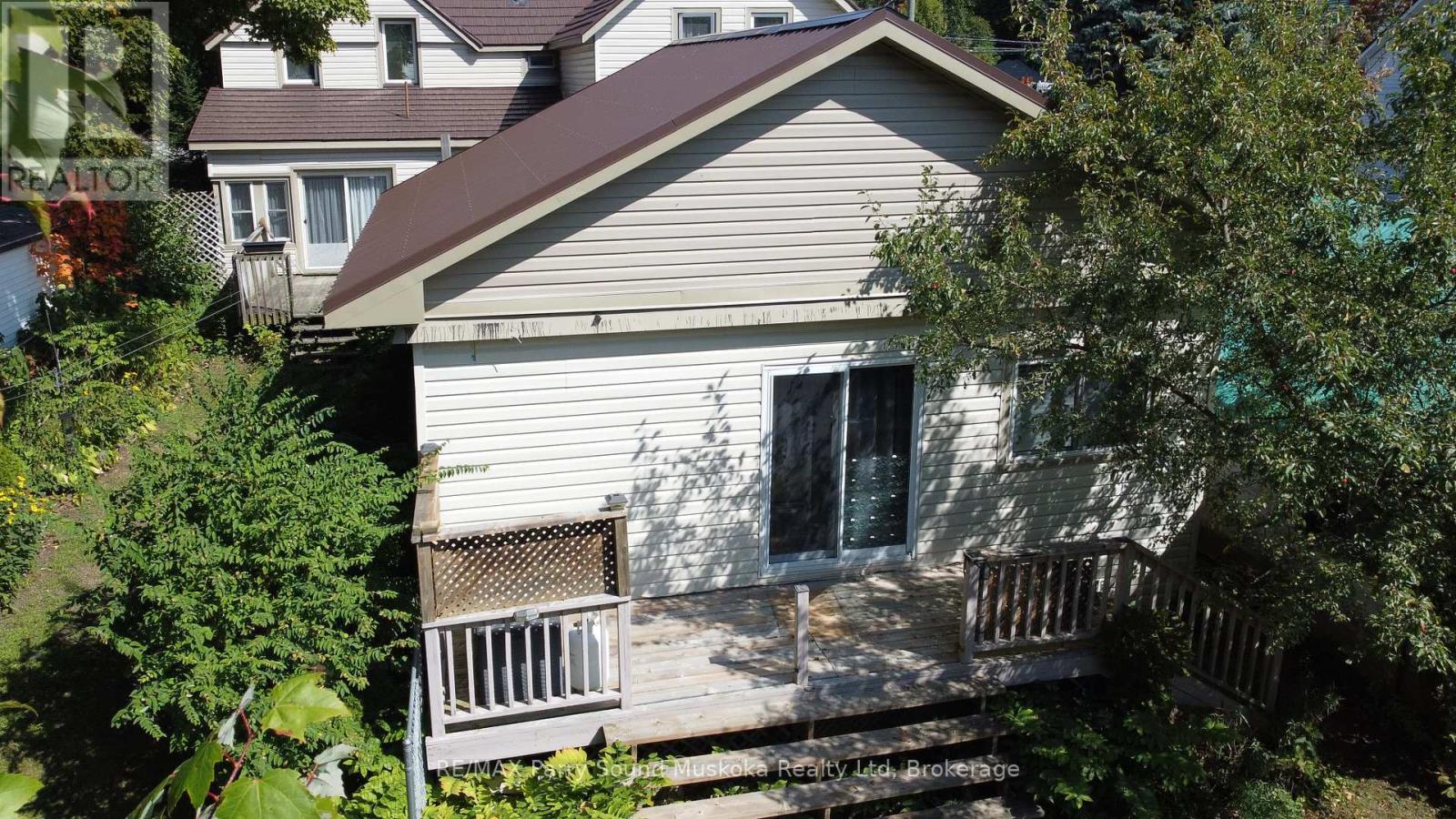 46 Waubeek Street, Parry Sound, Ontario  P2A 1C2 - Photo 43 - X12407401