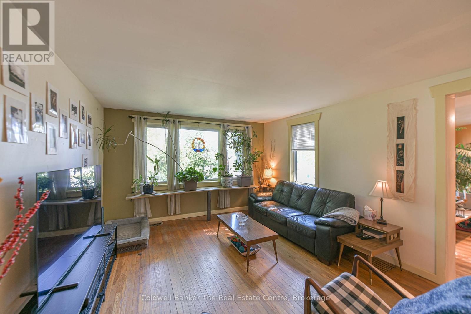 35 Mcdonald Street, Bracebridge, Ontario  P1L 2C2 - Photo 12 - X12407424