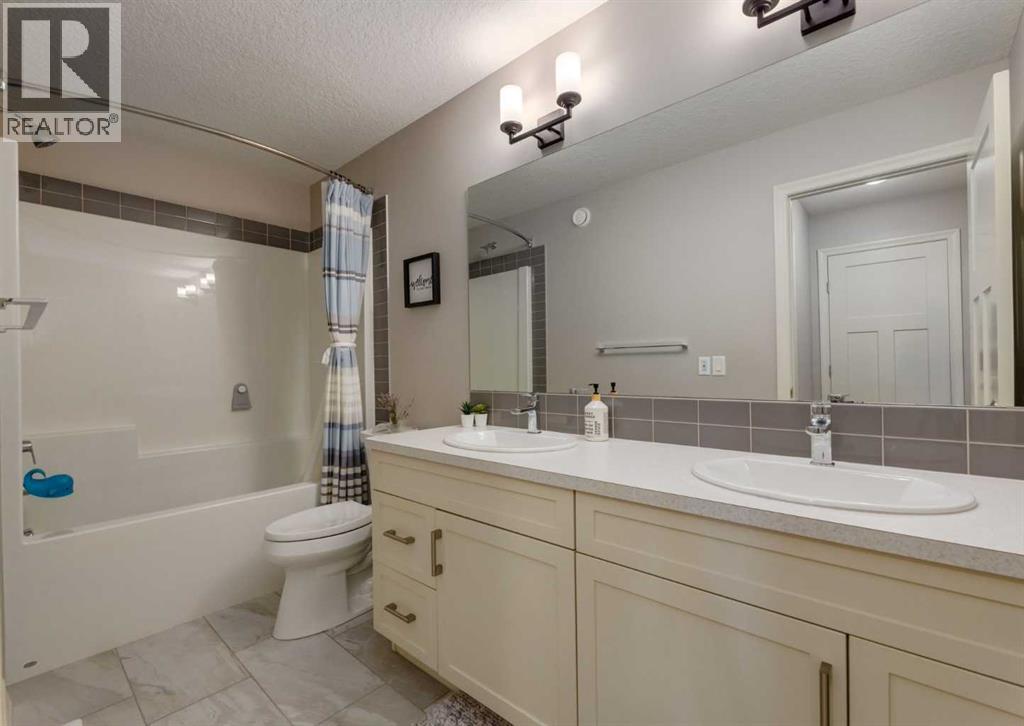 107 Masters Green Se, Calgary, Alberta  T3M 2T3 - Photo 33 - A2257337