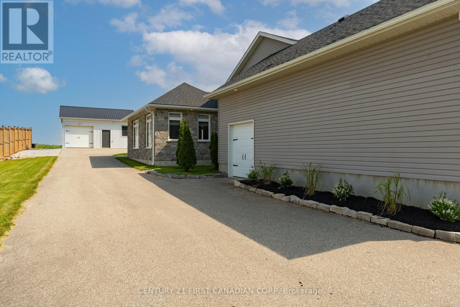 51000 Ron Mcneil Line, Malahide, Ontario  N0L 2J0 - Photo 17 - X12407379