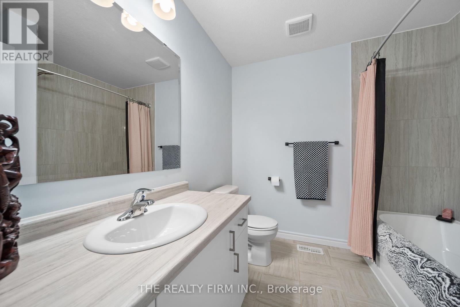 376 Bradshaw Drive, Stratford, Ontario  N5A 0K2 - Photo 17 - X12407404