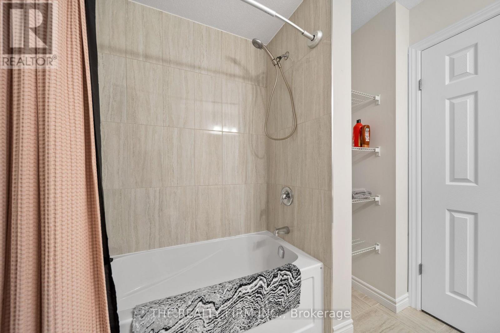 376 Bradshaw Drive, Stratford, Ontario  N5A 0K2 - Photo 18 - X12407404